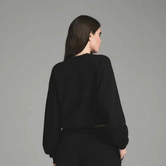 SKIMS▪️Cotton Fleece Classic Crewneck Pullover in Onyx - Picture 2 of 6